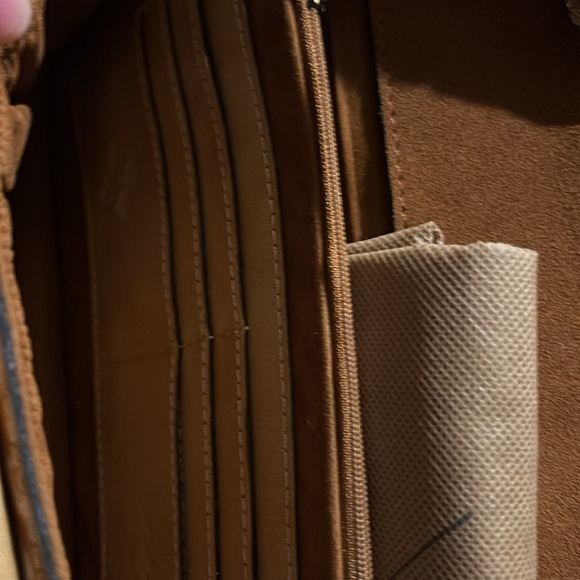 Brand new crossbody Patricia Nash embossed leather - Picture 8 of 8